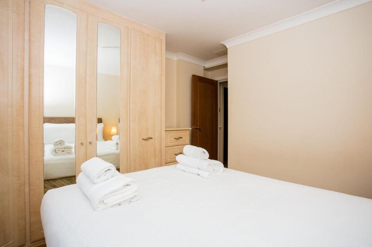 1 Bedroom Apartment On The Riverbank Near St Paul'S London Exteriör bild