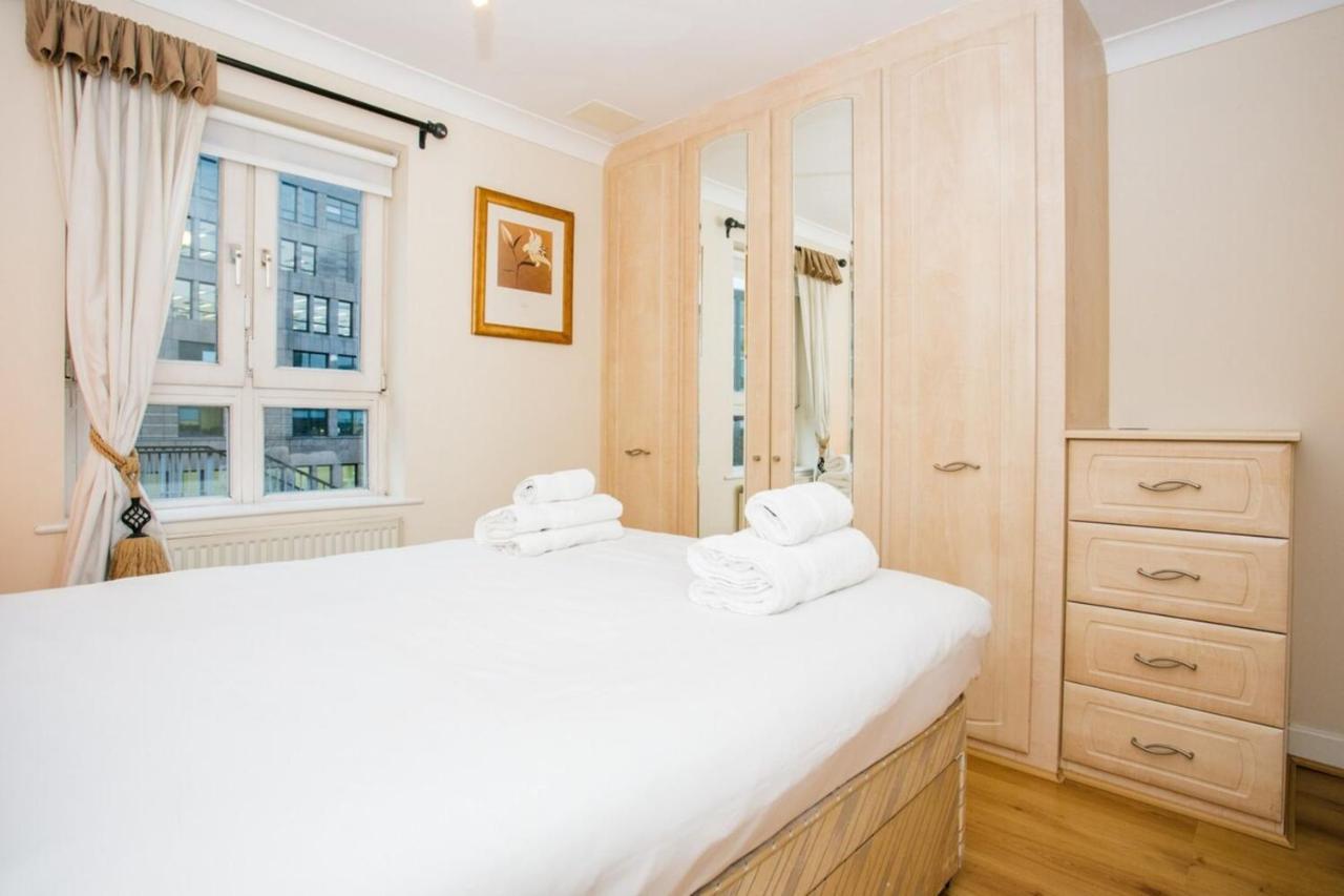1 Bedroom Apartment On The Riverbank Near St Paul'S London Exteriör bild