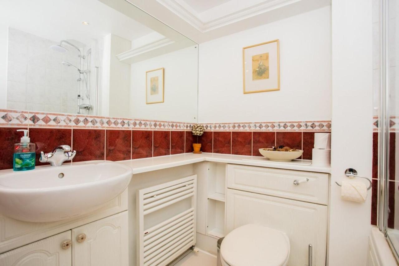 1 Bedroom Apartment On The Riverbank Near St Paul'S London Exteriör bild
