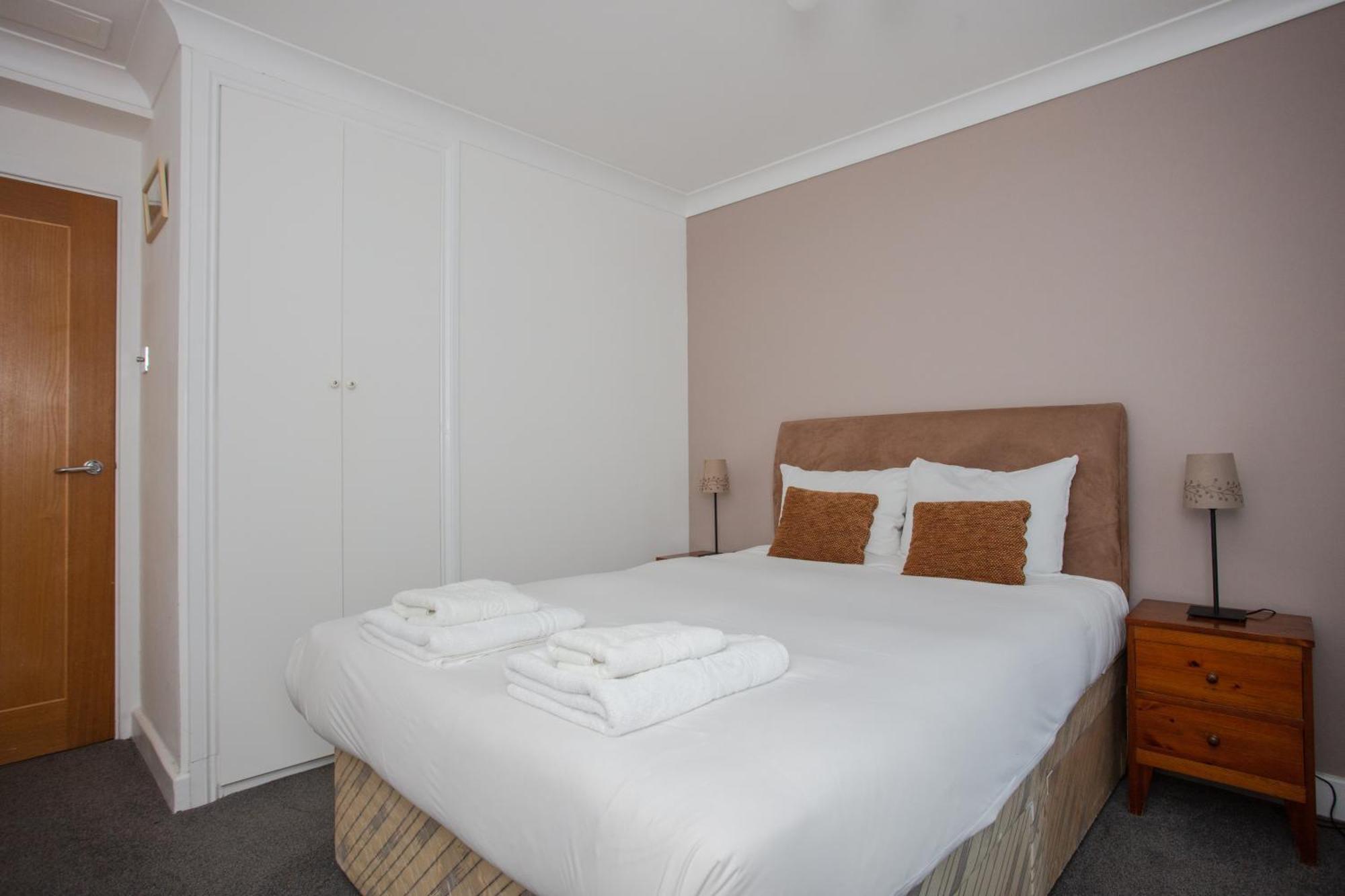 1 Bedroom Apartment On The Riverbank Near St Paul'S London Exteriör bild