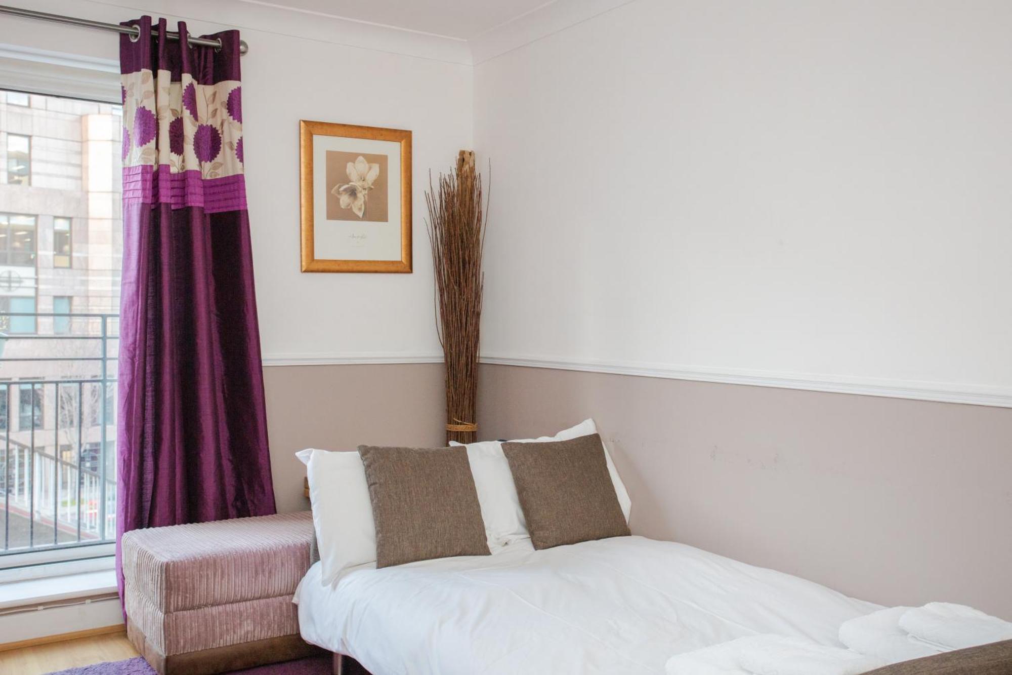 1 Bedroom Apartment On The Riverbank Near St Paul'S London Exteriör bild