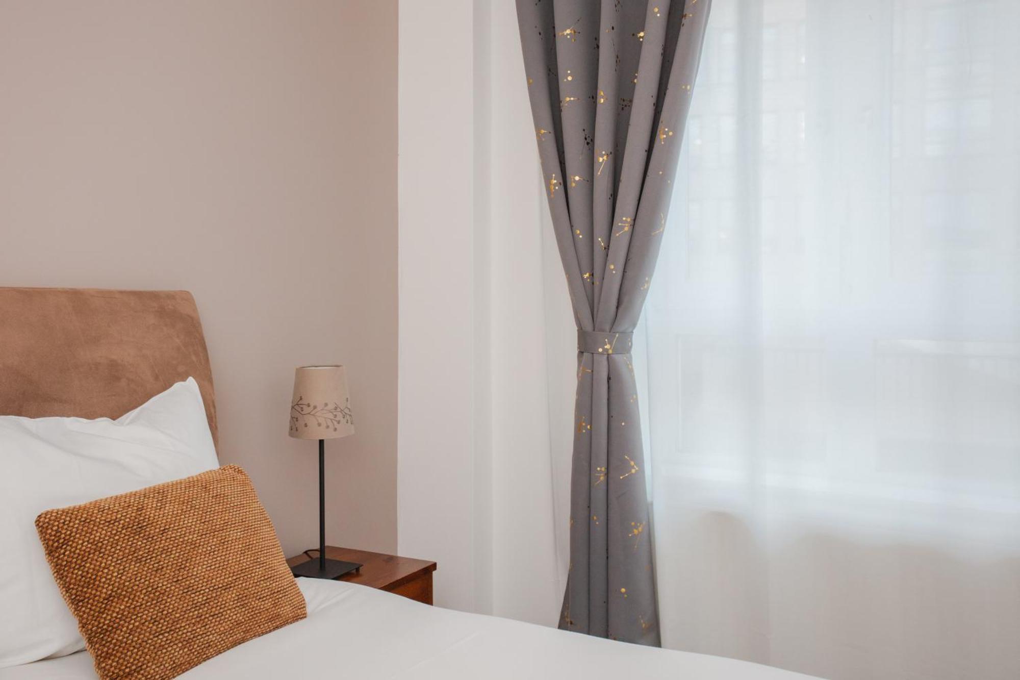 1 Bedroom Apartment On The Riverbank Near St Paul'S London Exteriör bild