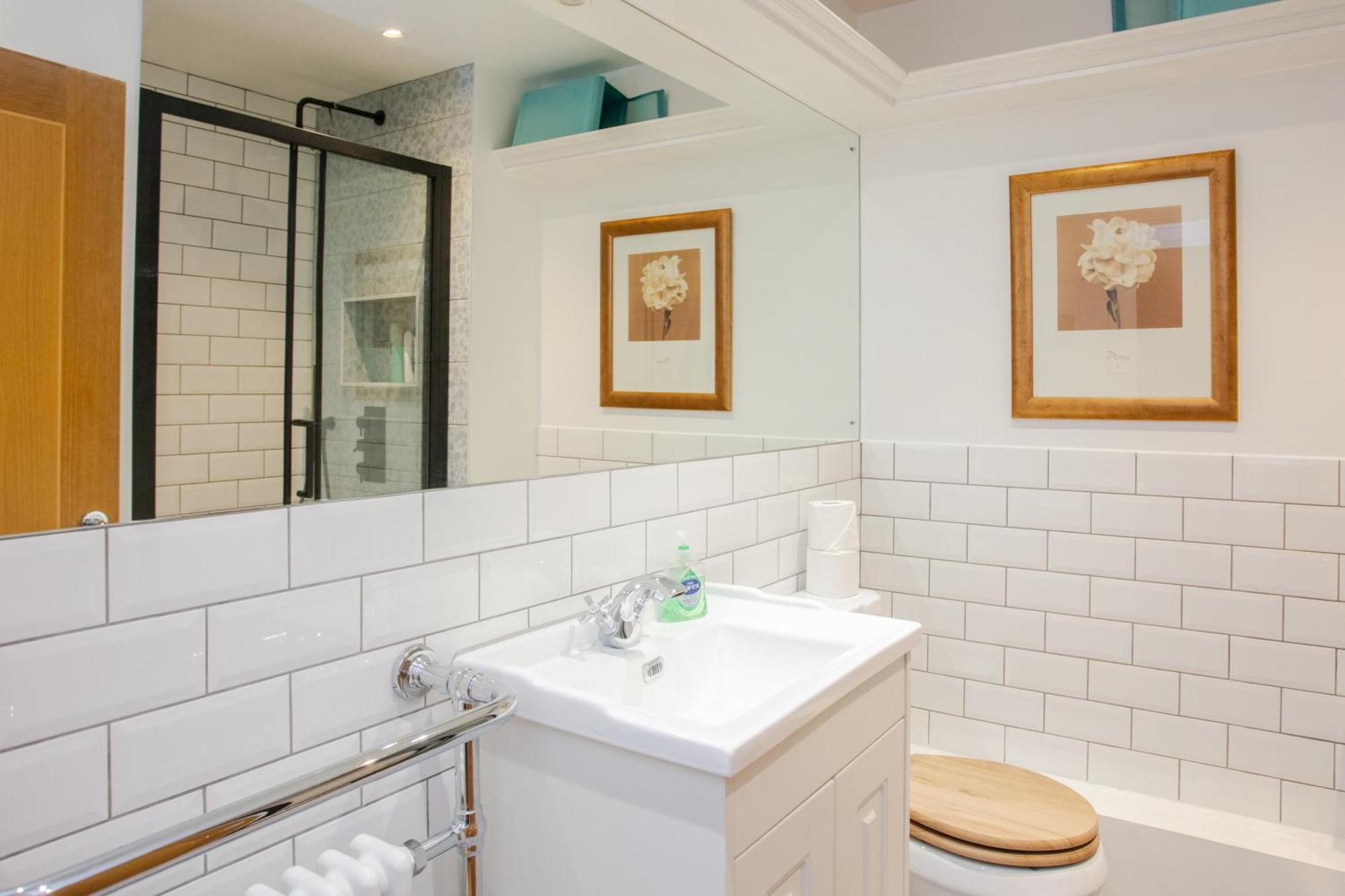 1 Bedroom Apartment On The Riverbank Near St Paul'S London Exteriör bild