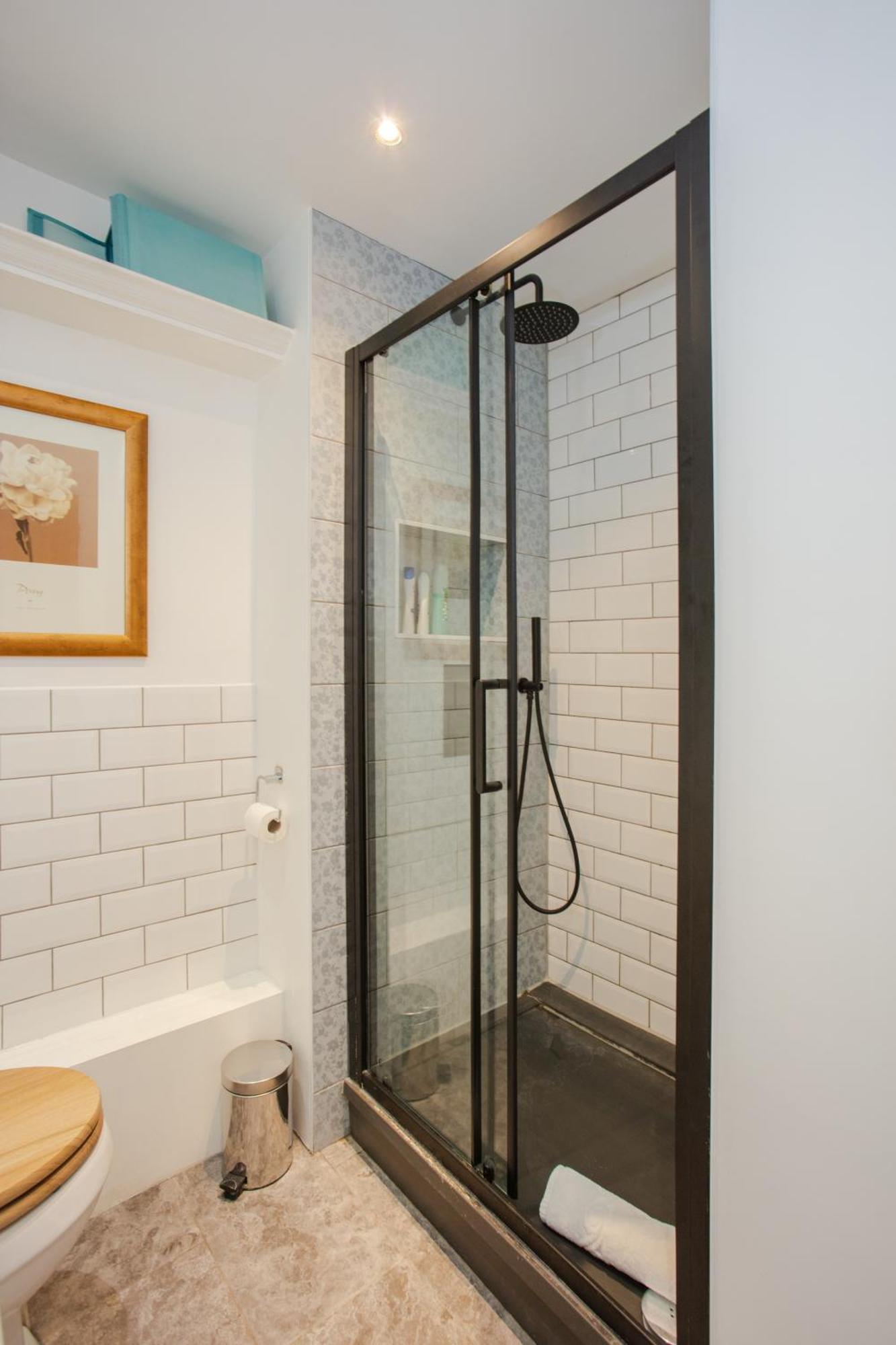 1 Bedroom Apartment On The Riverbank Near St Paul'S London Exteriör bild